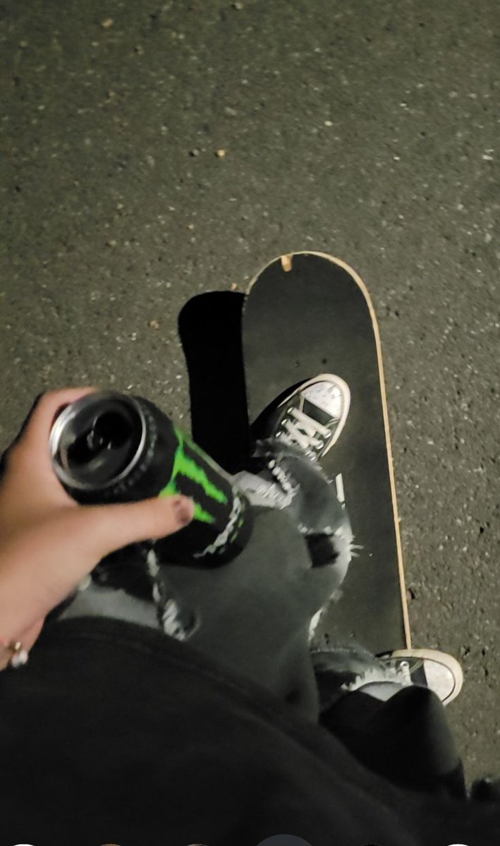 Chloe Price tweet media