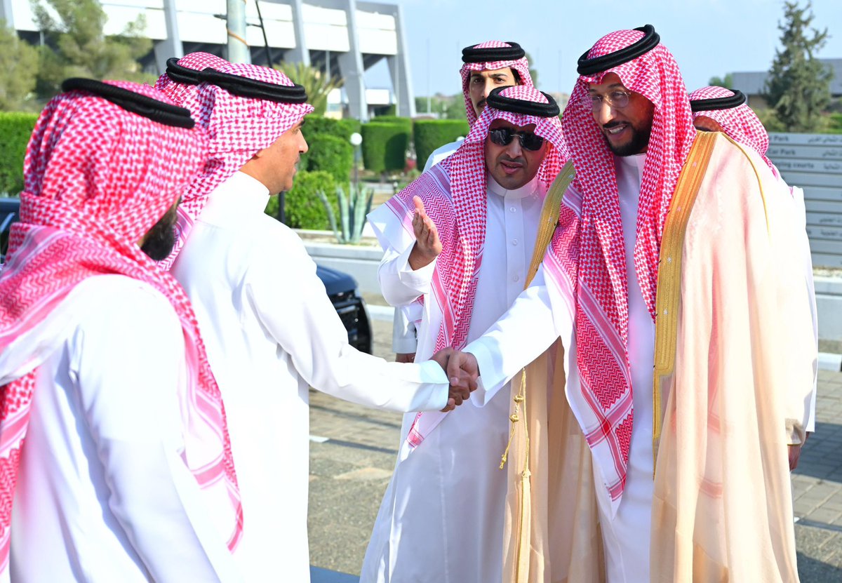 محبو الأمير خالد بن سطام بن سعود بن عبدالعزيز tweet media