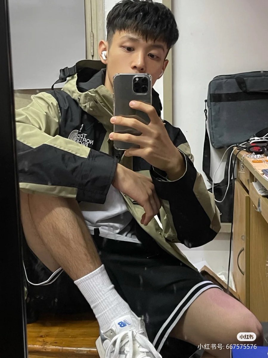 callmemrbaker's tweet photo. #乐仔Levi
#宏翔 #羽锡
#乐仔三人行
 乐仔视频人帅🐔大  全套视频秒发 三人行
宏翔
以及其他网红 
刘楚尧
 戈优 
隔壁王叔
 周奕宏
奶继继     
网红乐乐  羽锡全套
我是大笨猪全套
废土猎人 美能达
需要请加主页的联系方式哦 https://t.co/pPniZMelLa