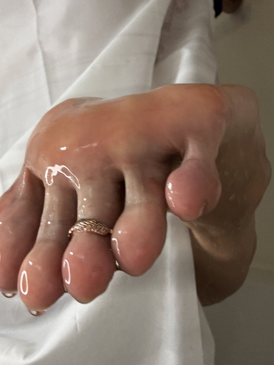 Goddess Elena tweet media