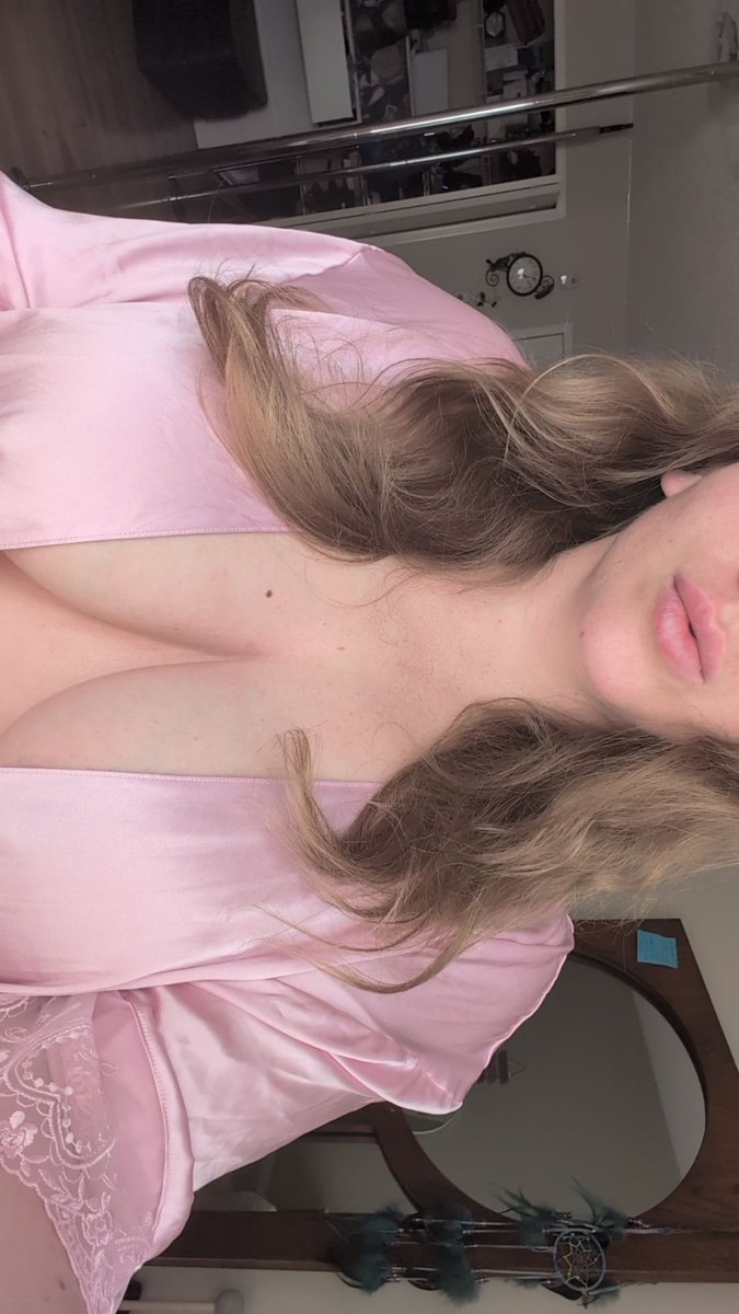 Canadianbarbie69 tweet media