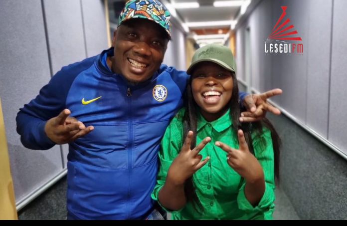 MolemoThib73577's tweet image. Afternoon Basotho ba heso danko great as always #BundleOfJoy le Lebza Ngwana Moela tomorrow Friday closing the week. LEMOLYZINGBOY 
@LesediFM
@Thibos_Mokone
@leemaoela1
#ReyaTellaDrive
#KeMollelwa
RADIO IS THE THEATER OF VOICE
📻🔥🎧✨🇿🇦🎶🙏🇿🇦✨🔥📻🎙️📻🔥