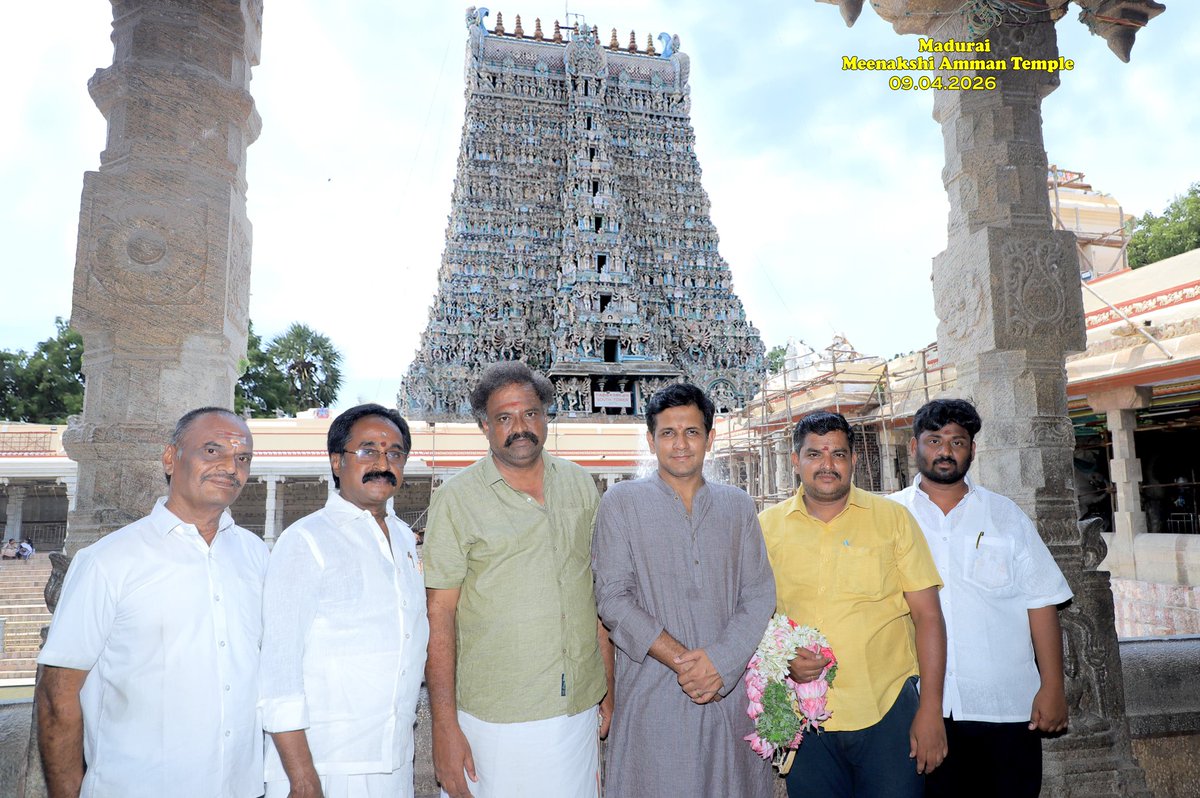 saseeraman's tweet photo. தேசிய செய்தி தொடர்பாளர் திரு சின்கா அவர்களுடன் மீனாட்சி அம்மன் கோவிலில் தரிசனம் செய்த பொழுது https://t.co/YTJpQyu0Yw