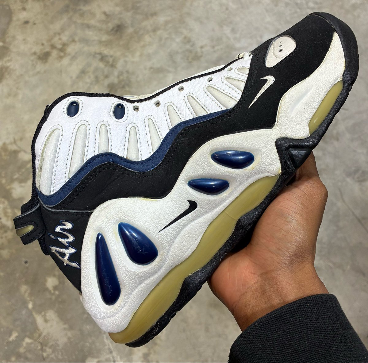 David Whitehead tweet media