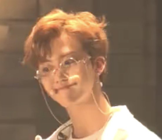 eevee does tarot 🎐 tweet media