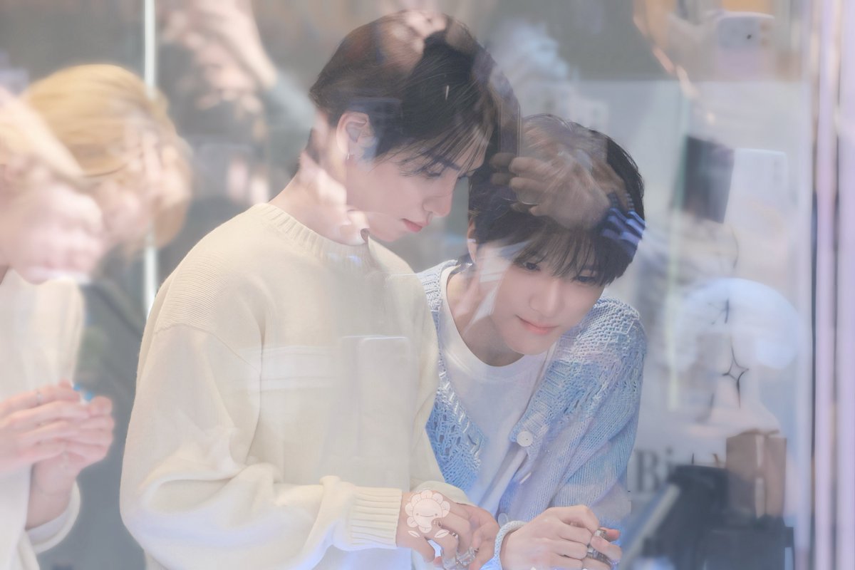 妮可因為西批頭很痛❤️ tweet media