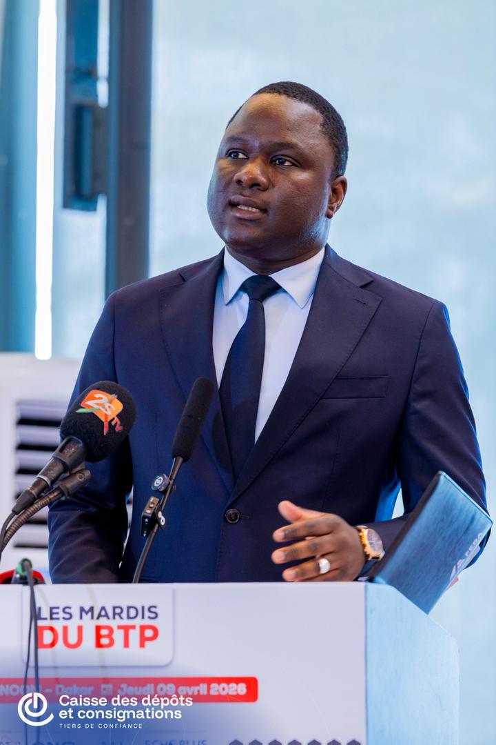 cdcsenegal's tweet image. Le Directeur général de la CDC a pris part ce matin à une table ronde de haut niveau consacrée au secteur du BTP, présidée par le ministre des Infrastructures, M.Déthié Fall. 

#CDC #BTP #Infrastructure #senegal #Senegal2050