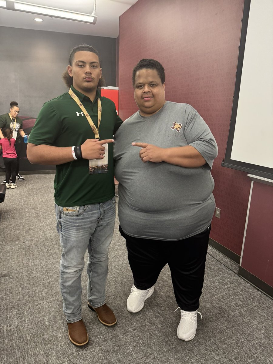 MeloClawson11's tweet image. Had a great time @TXSTATEFOOTBALL yesterday! @CoachWindham @_CoachGregg @TrustMyEyesO #EatEmUp  

@NDNFootball @TheZacWilliams @CoachMoser12 @CoachJRWilliams