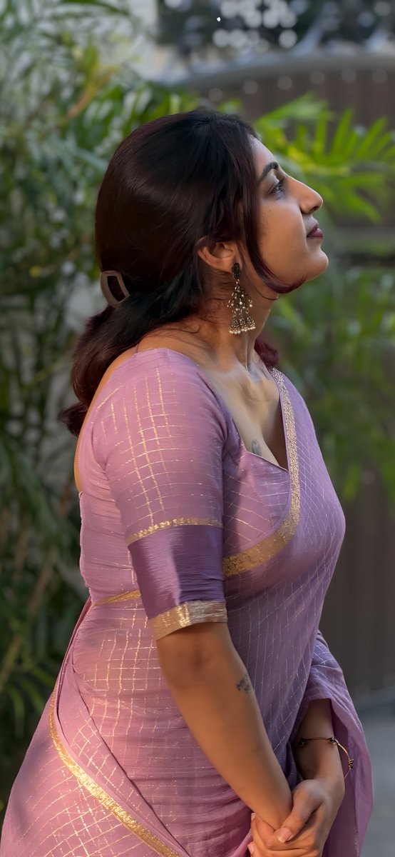 SareeAesthetics's tweet image. Mathura Manian 
#MathuraManian