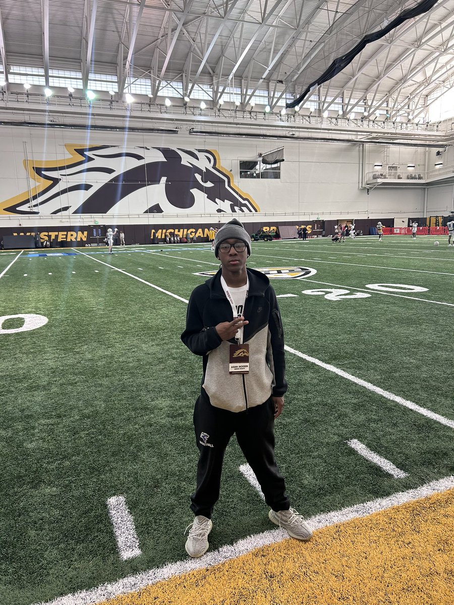 AJacks2027's tweet photo. Thank you @CamAllenFB @CoachKPerk @CoachLT39 for inviting me to watch a spring practice and I can't to come back @CoachKimble_ @GodwinHeightsFB https://t.co/6jUkHLrmCx