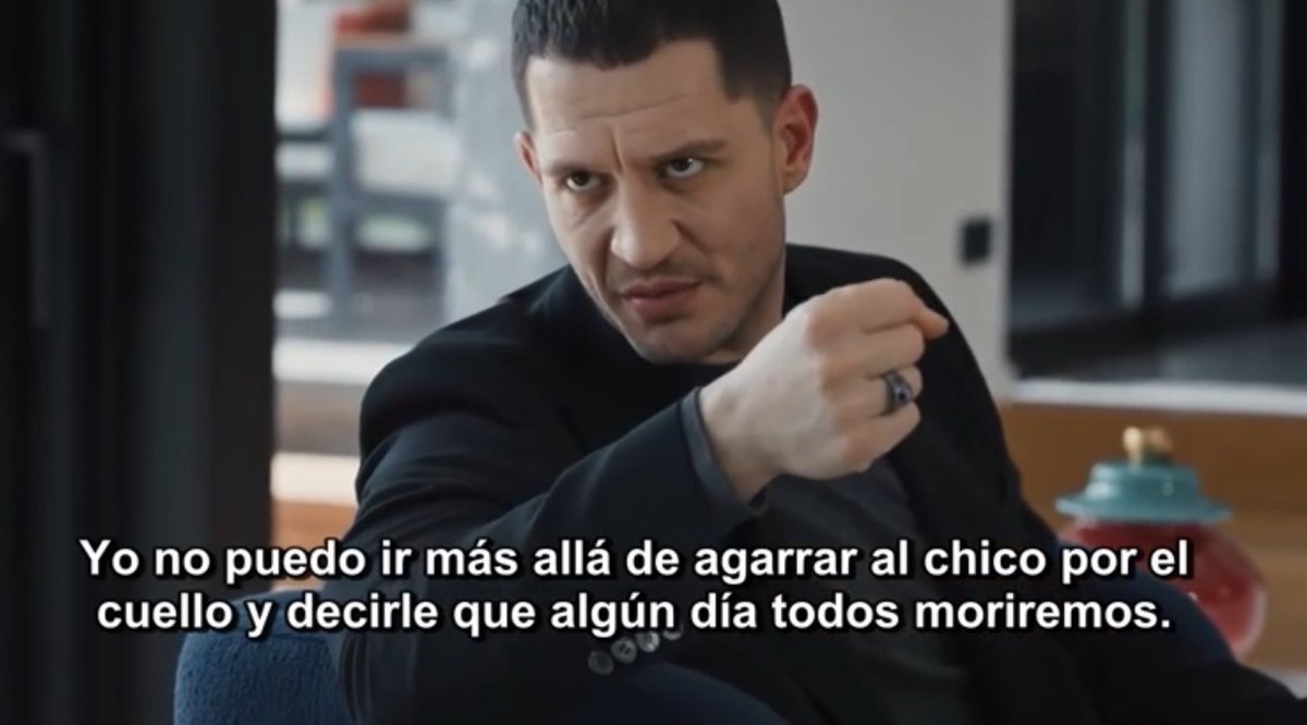 Ela 2.0 (Soy el emoji amarillo) tweet media
