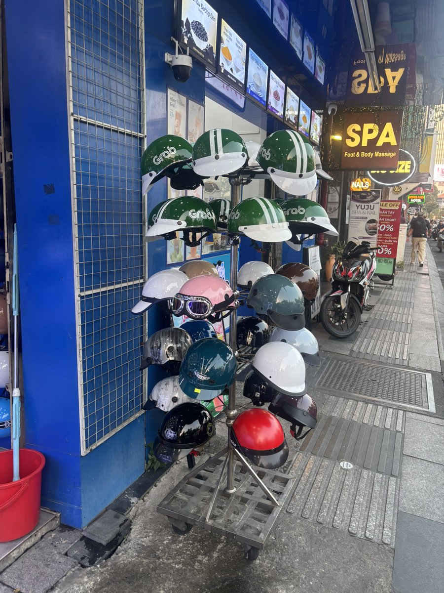 🍑🐸🦌🥫専業配達員🛵💨🐥 tweet media