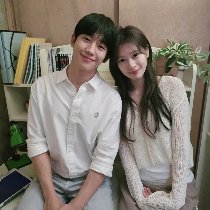 Mindhunters677's tweet photo. how pinterest sees you ( kdrama edition )
• kdrama character - #Mudeok
• kdrama couple - #Haessom
• kdrama actor/actress - #JungSomin
• kdrama quote aesthetic- #Becausethisismyfirstlife https://t.co/IefgITsJiX