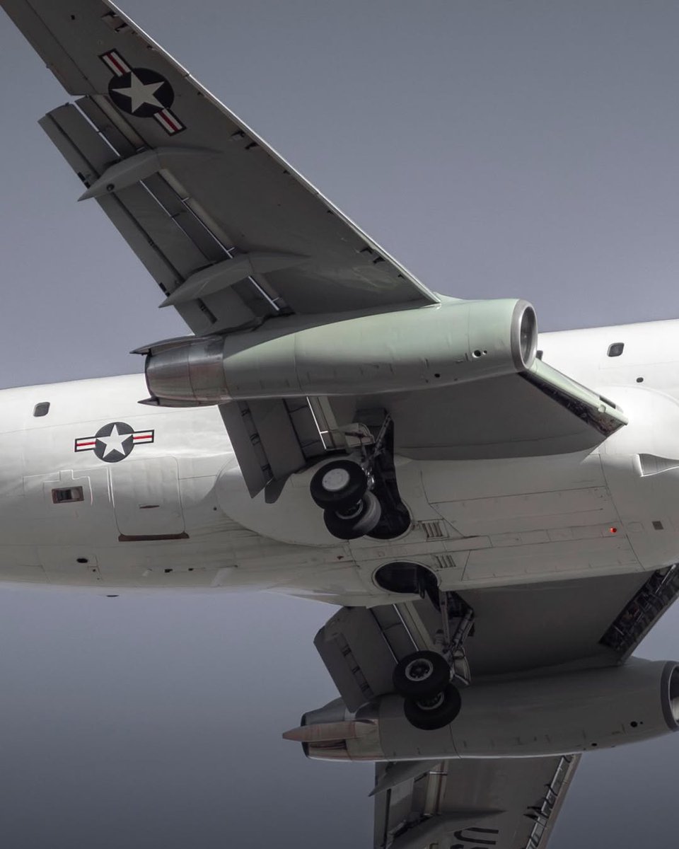 TheDeadDistrict's tweet image. NT-43A operating as NASA522, training to support splashdown of the Orion crew module at the completion of Artemis II Spaceflight (4/2026).

The NT-43A "RAT 55" (Radar Aircraft Testbed) is a highly modified U.S. Air Force Boeing 737-200 (originally a T-43A) used to test the radar