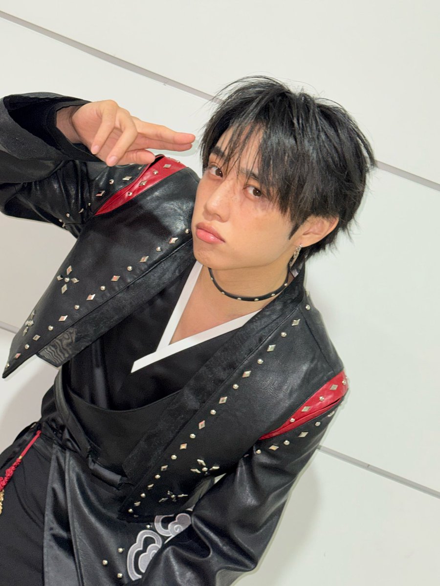 바츠˚ tweet media