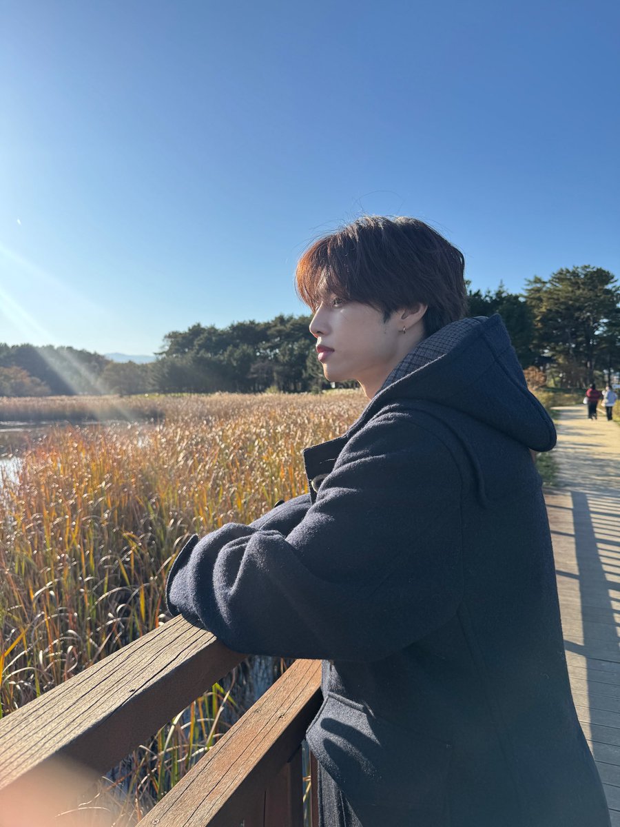 바츠˚ tweet media