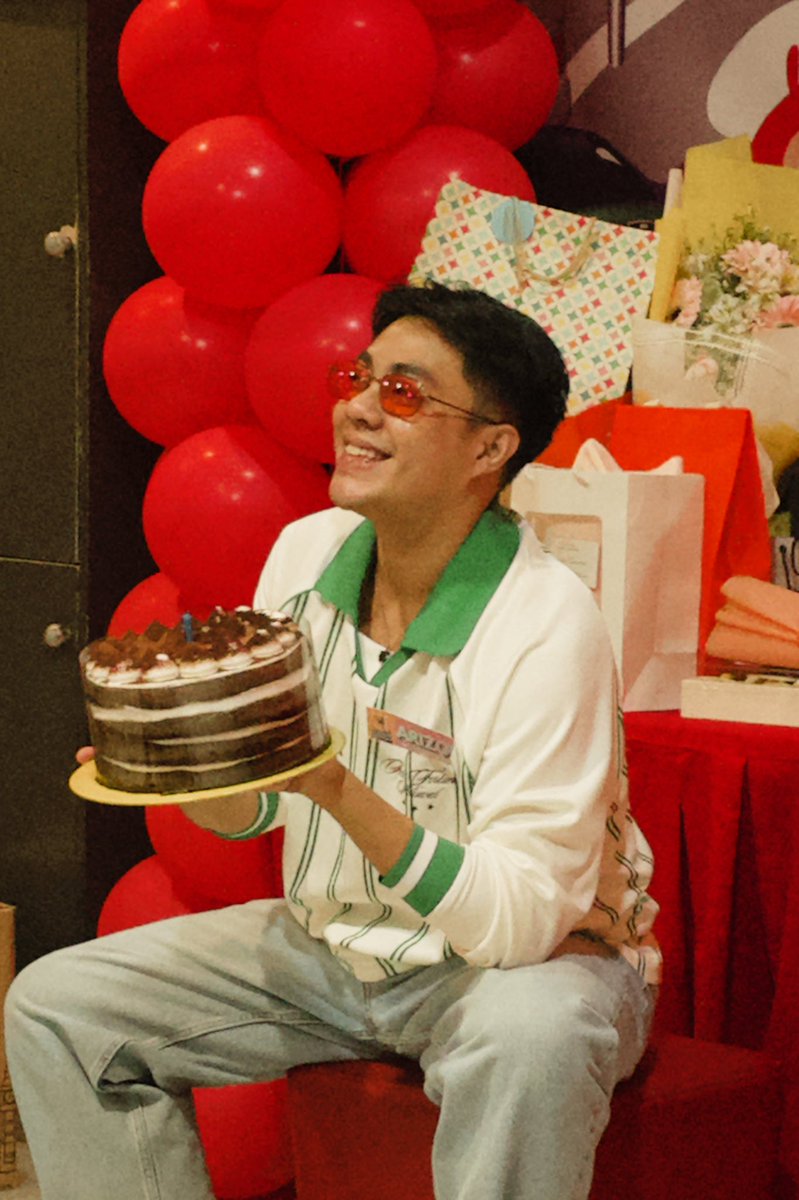 anxietin_'s tweet image. #gatecrash #successful 
advanced happy birthday my shayla 🧡