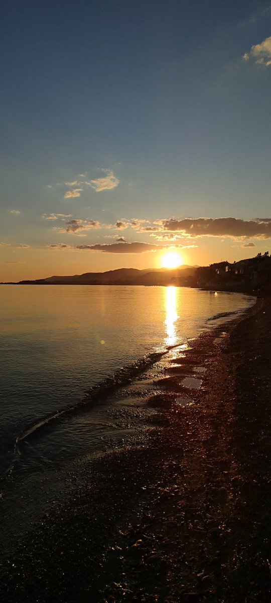 Kaç gün batımı daha seyredebilirim...