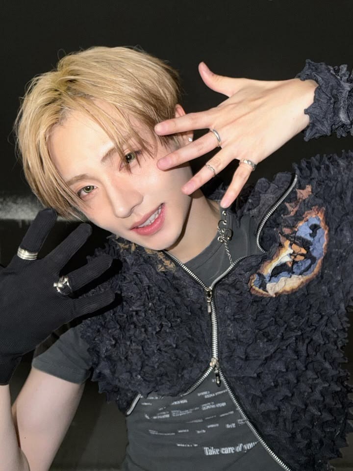 Woodsy Corner. tweet media