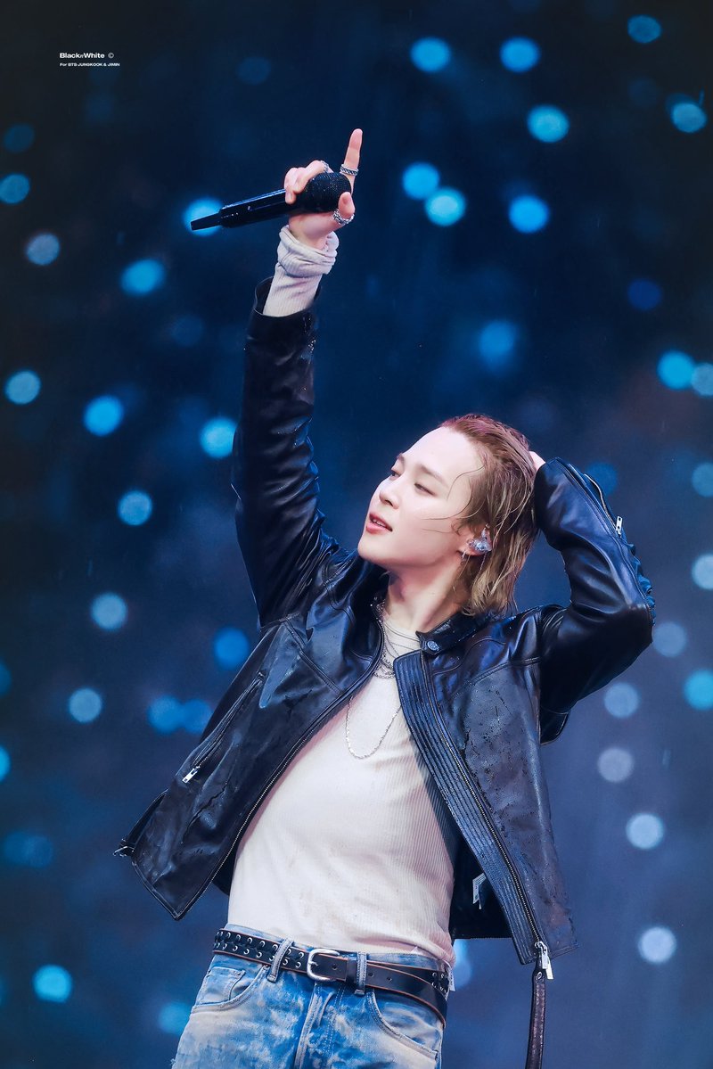 BLACK N WHITE tweet media