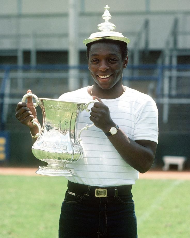 SUPERB FOOTY PICS tweet media