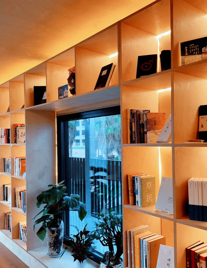 Hailey Jones 🍒 tweet media