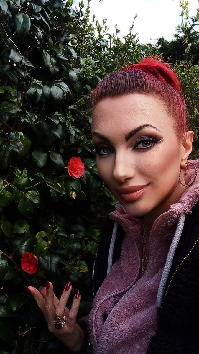 Sandra Sayer 💜 Mystical Model tweet media