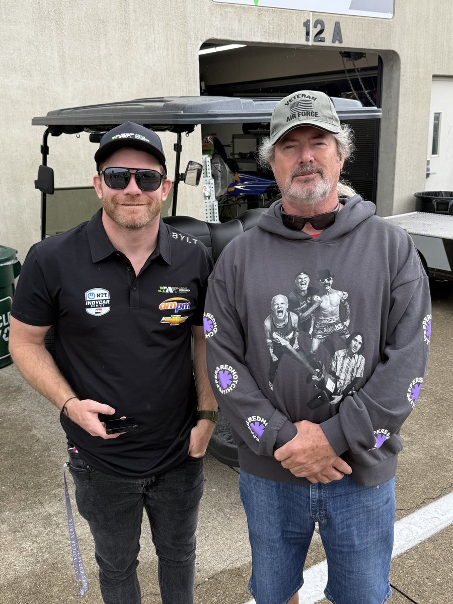 Vance Hiatt III tweet media