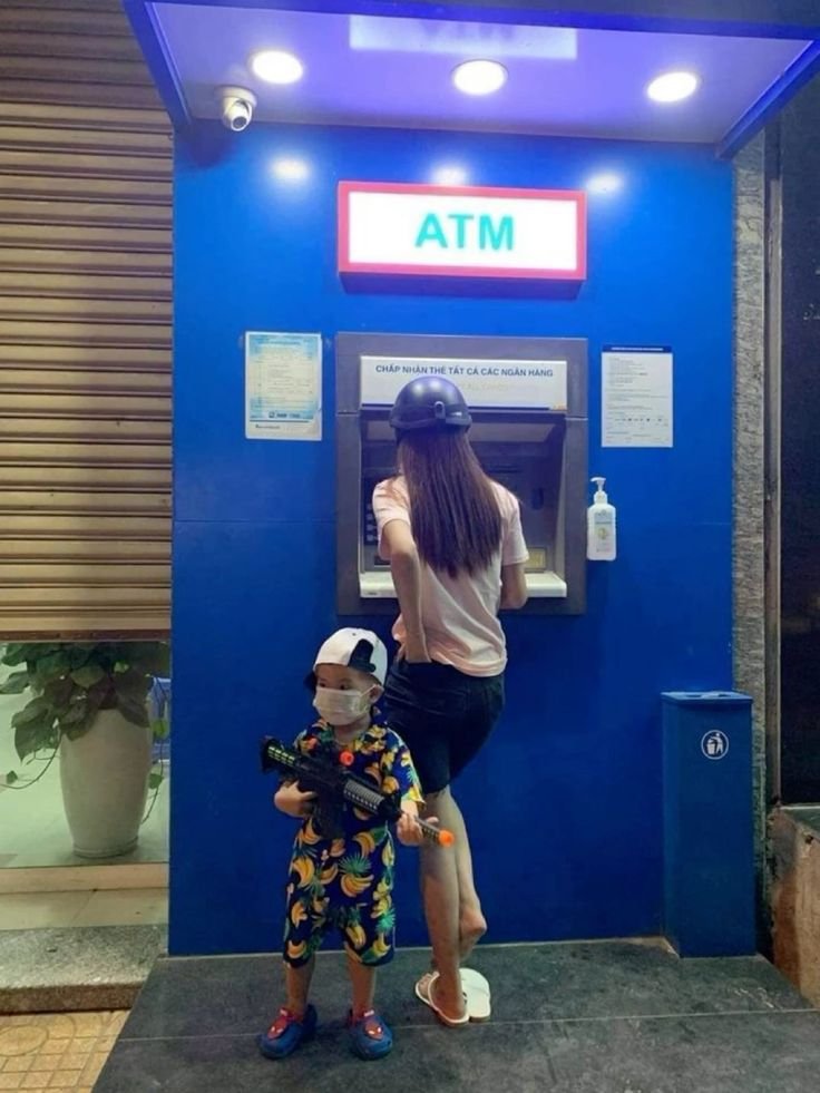 insane poses tweet media