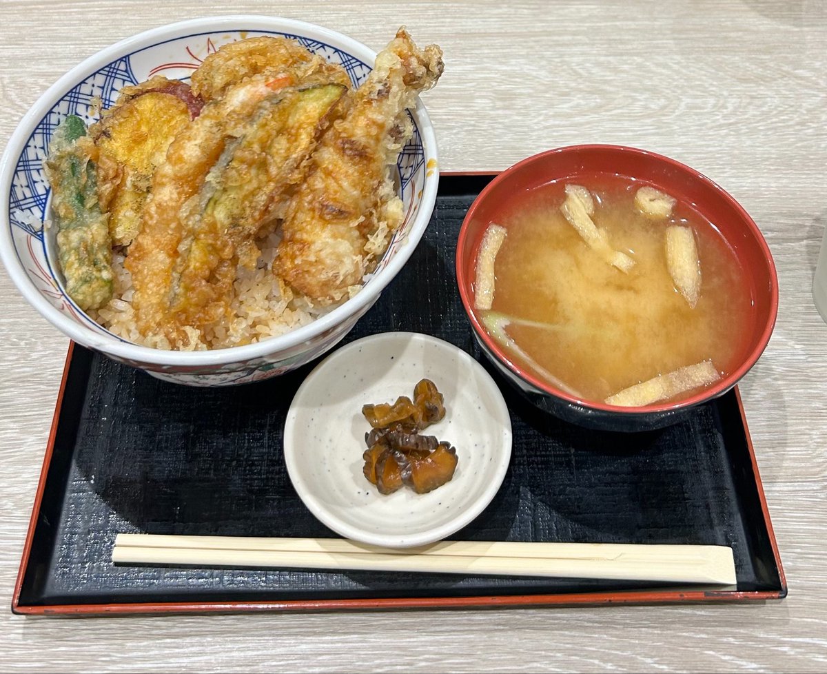 o21143's tweet photo. #天丼 https://t.co/3hJIEwTkv7