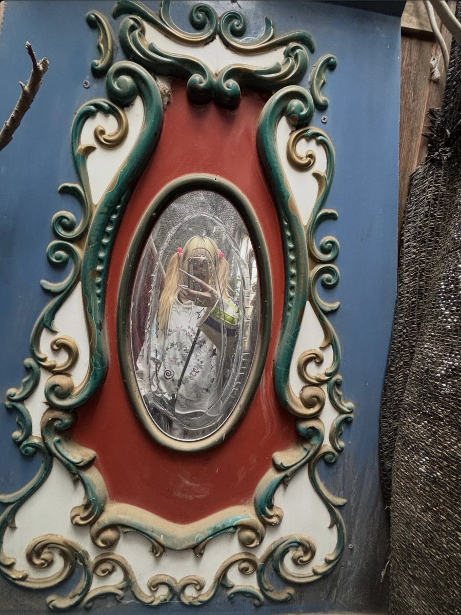 Strange 🎩 Sinclair tweet media