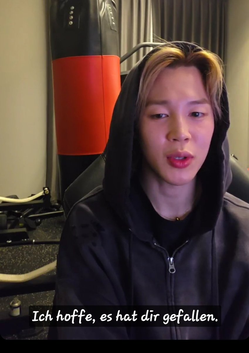 Ja es hat mir suuuper gefallen 😍🥰auch wenn ich ein bisschen traurig war das ihr so abgesoffen sein..Ich konnte die Nacht vor Aufregung nicht schlafen und bin nach dem Konzert sofort eingeschlafen 🥱🫣💜Ich hoffe ihr holt euch keine Erkältung 🫶💜