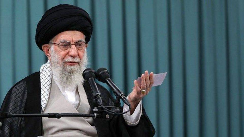 _nasrollah_313's tweet photo. His legacy is indigenous knowledge and military self-sufficiency that has made Iran immune to the pressures of the world's most powerful country.

#who_is_khamenei
#Martyr_of_Resistance https://t.co/vUDEJH5SEA