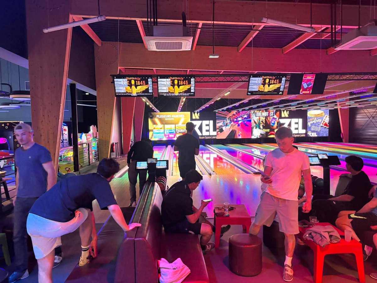 rouenbaseball76's tweet image. 🎯🏎️🎳
Soirée d’intégration des Huskies de Rouen ✅

Laser game, karting, bowling…
Du fun et du collectif 💪

La saison est lancée 🔥

#HuskiesRouen #TeamBuilding #Rouen #Baseball #runwiththepack