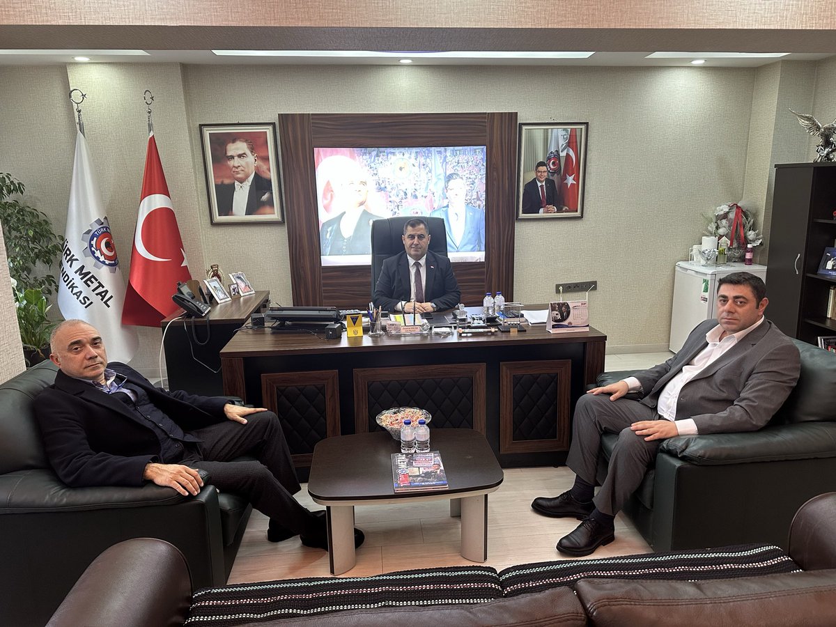 Beko İşletmeleri Endüstri İlşlişkiler Direktörü Erkal Tansal ile  Endüstri İlişkiler Kıdemli Yöneticisi Murat Aktepe Şubemize ziyarette bulunmuşlardır. Değerli yöneticilerimize şubemize ziyaretlerinden dolayı  teşekkür ederim.
#TmsAnkaraŞube
#ArkamızdaKocaDağ
<a href="/AltundagUysal/">Uysal ALTUNDAĞ</a>