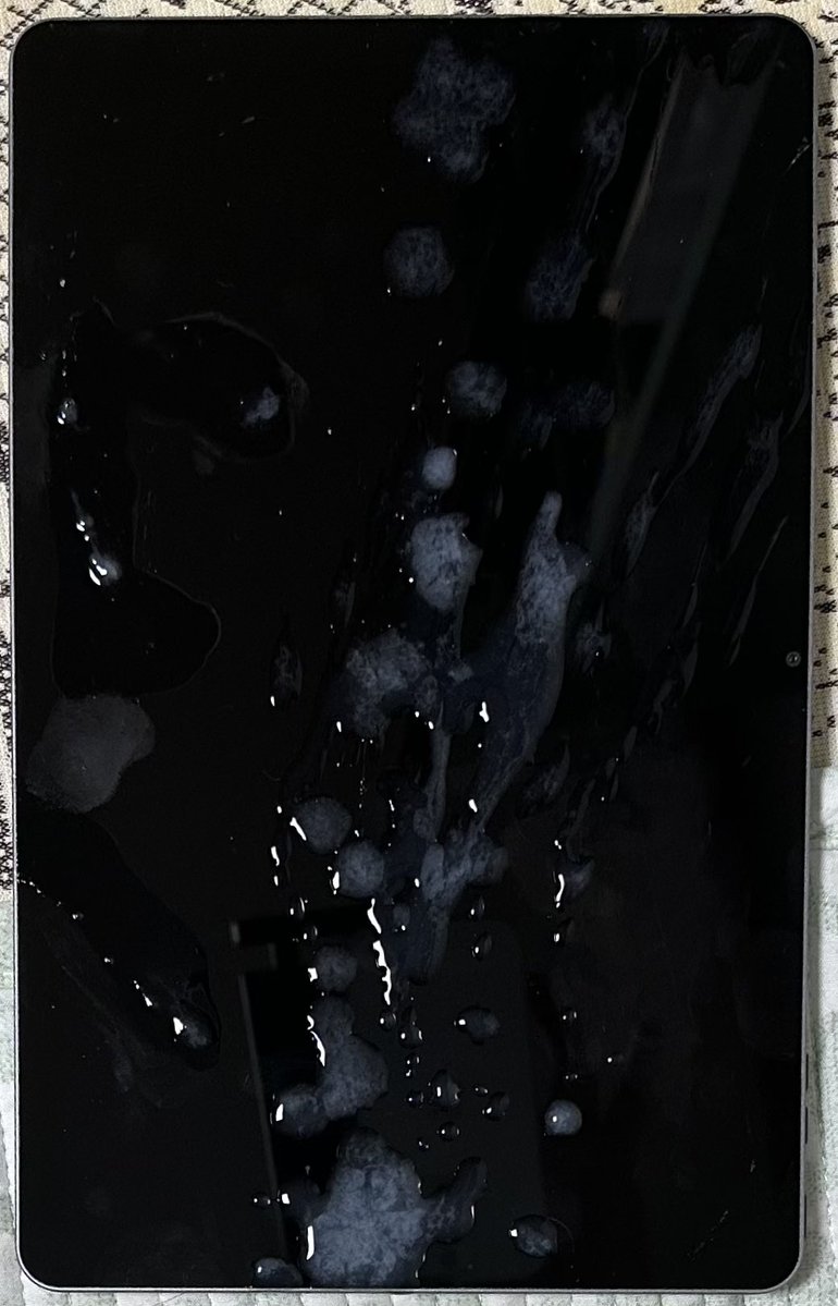 젤크남 tweet media