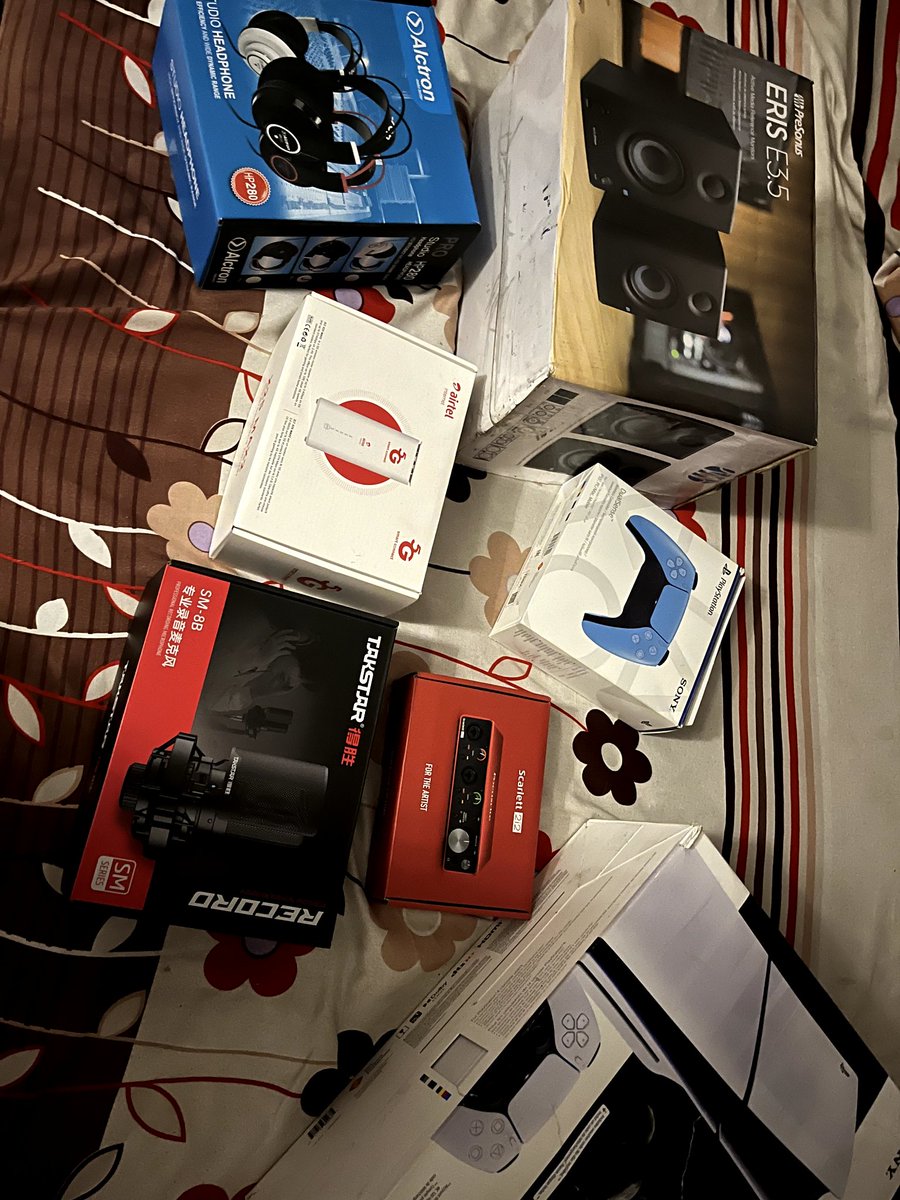 falling man tweet media