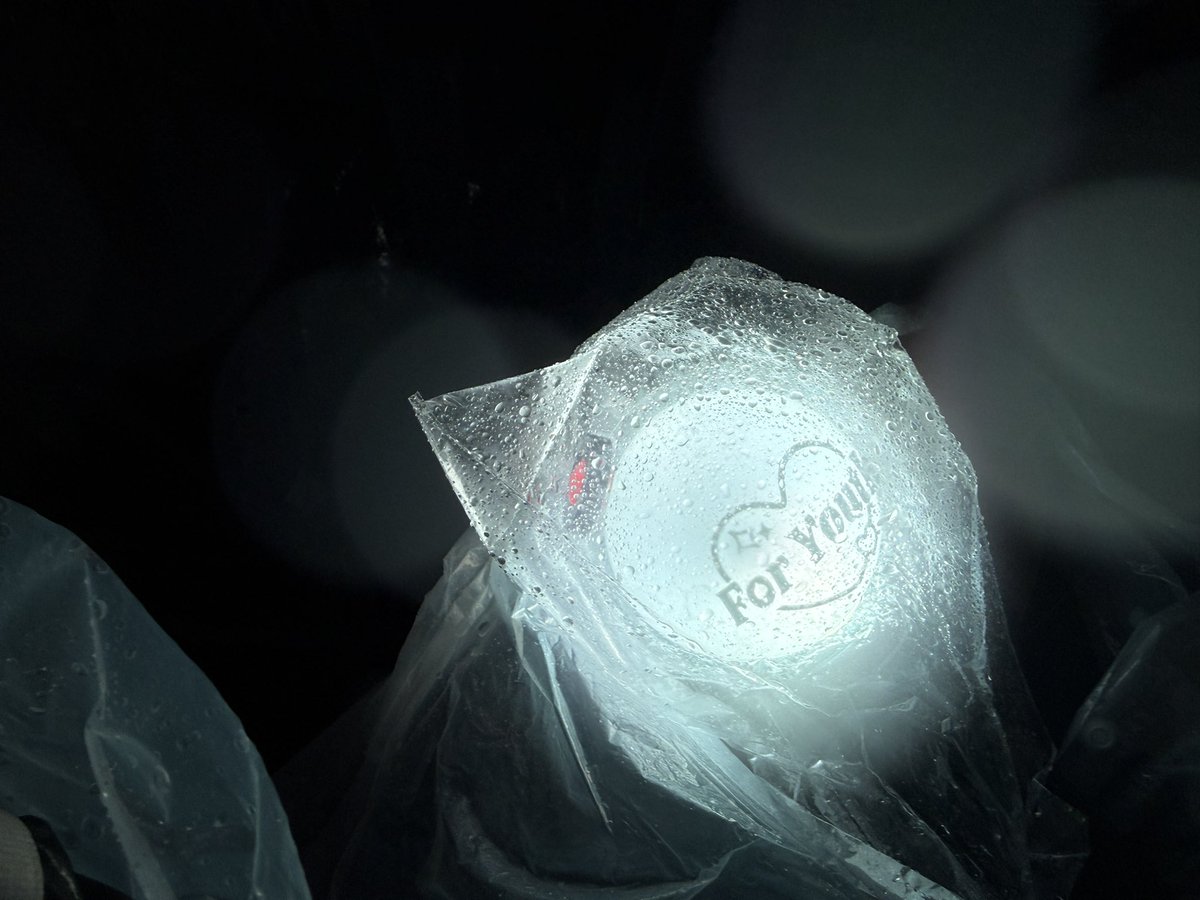 포에뜨 tweet media