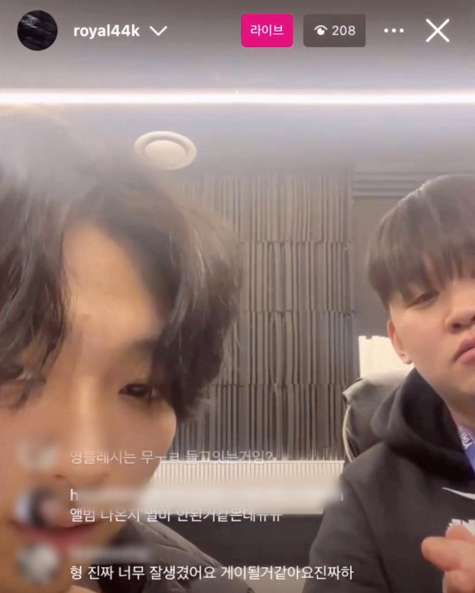 🪽🦇 tweet media