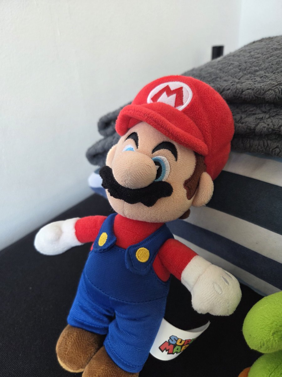 Mayo :) comms open!! (0/3) tweet media