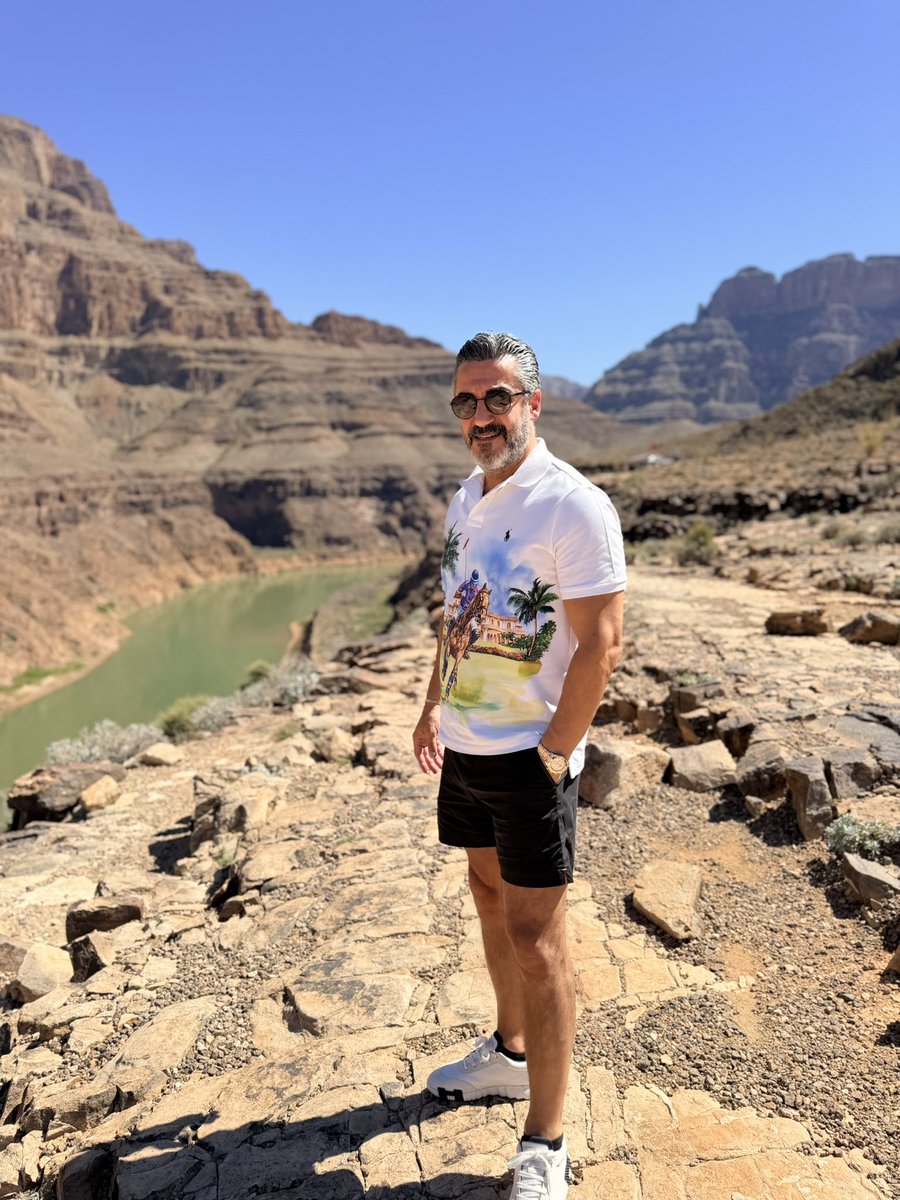 savasalgul's tweet image. Bugünkü #Tbt yi de doğum günüm için yapayım. 😎😍🎊🎉 🎂 #GrandCanyon