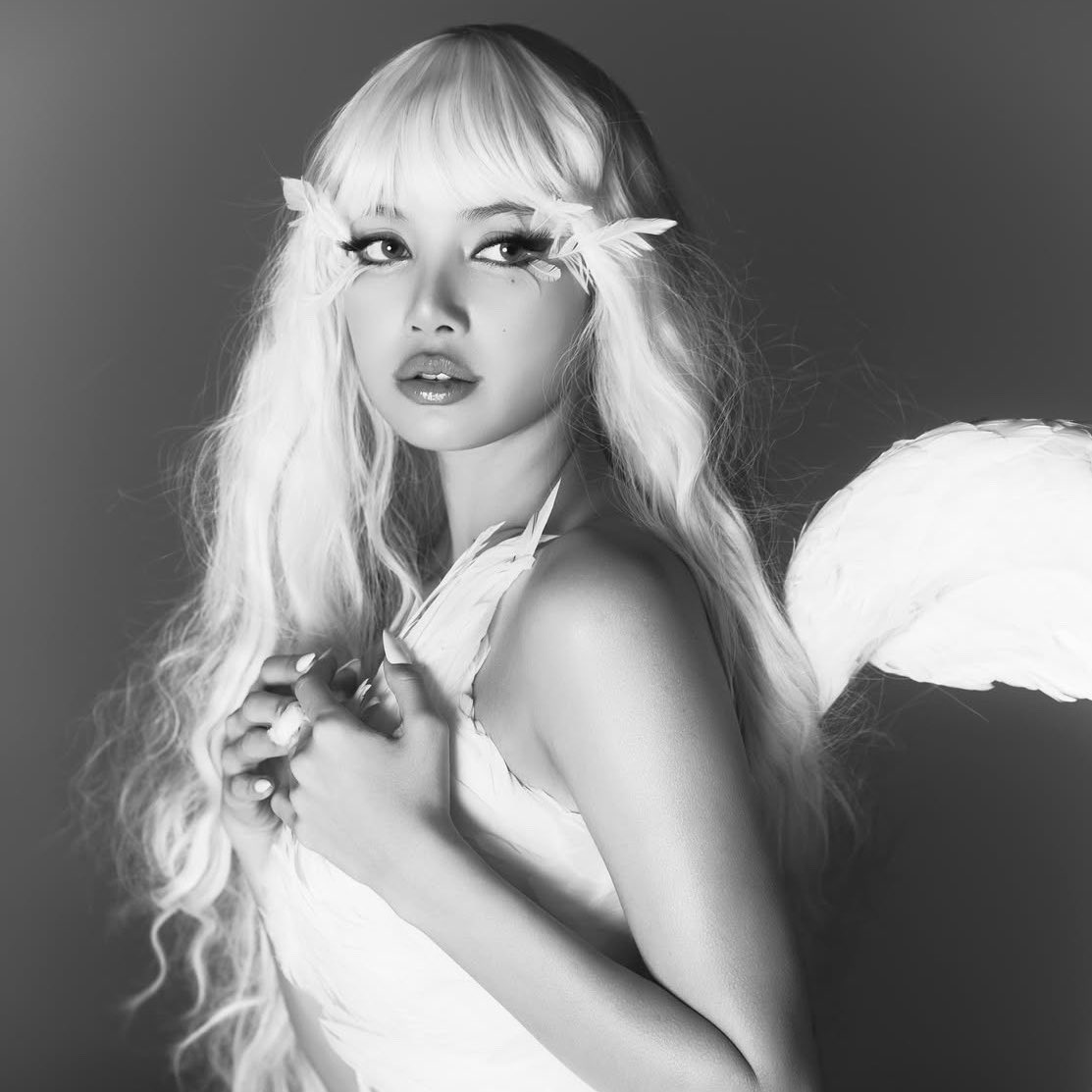 Lisa Charts tweet media