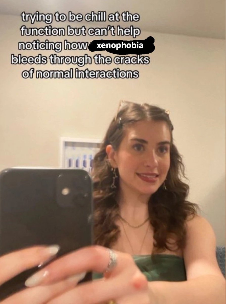 riri 𖦹 in the sea of monsters tweet media