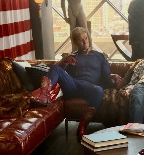 hvmestarr's tweet image. i’m so serious when i say i wanna bounce on it crazy style