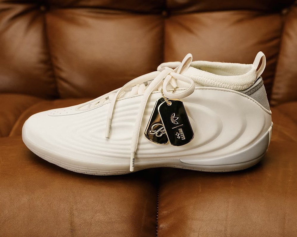 Nice Kicks tweet media