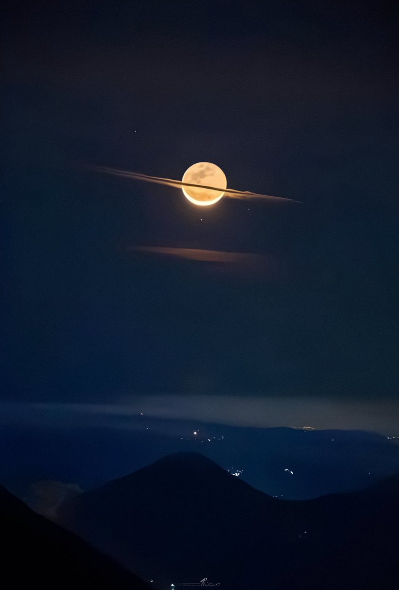 𝑙𝑦𝑟𝑎 tweet media