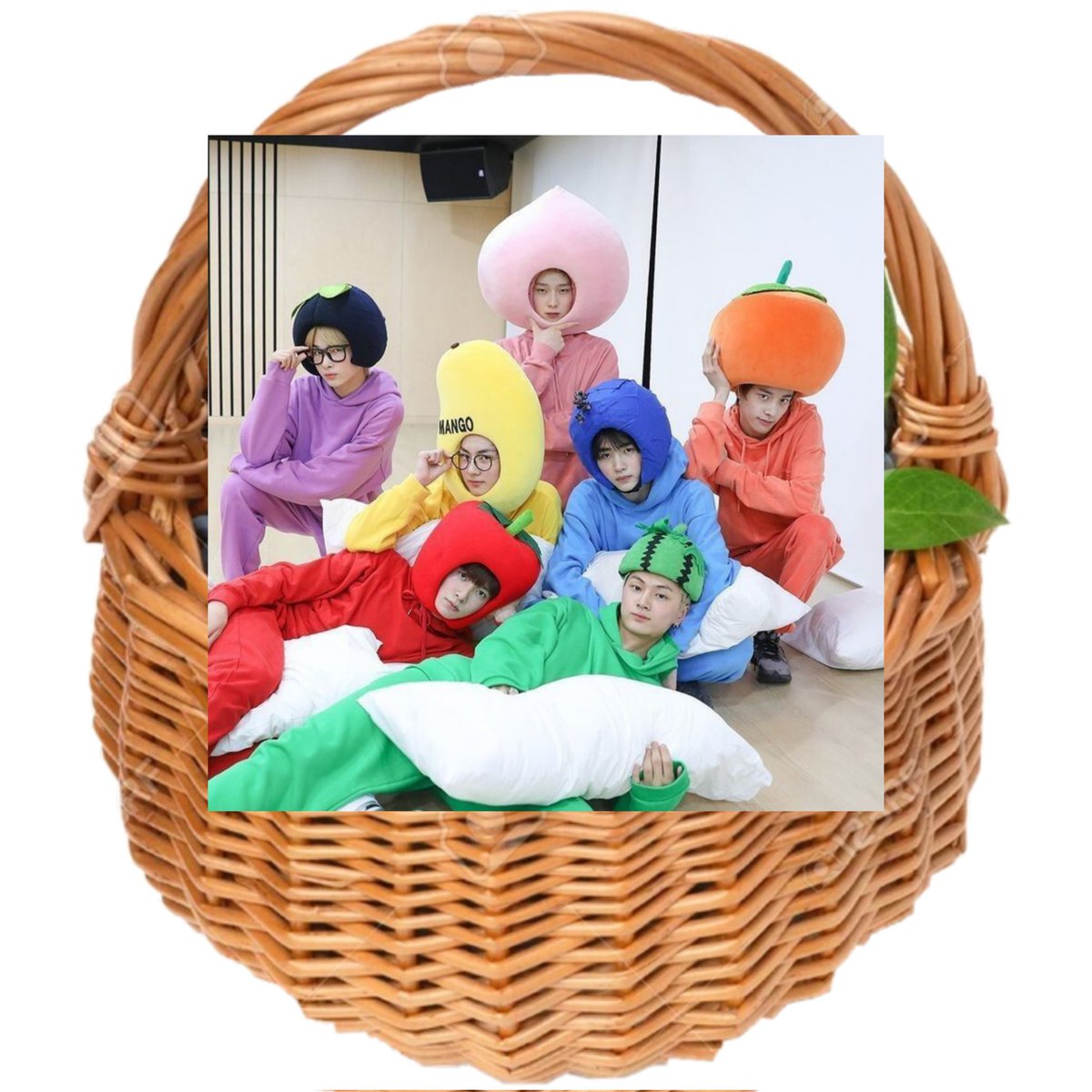 you can have only one fruit from my fruit bucket but you have to drop 'the name of the fruit and the new tags' to earn it 🎀

#ENHYPEN_Is_Forever_sevEN
#BOYCOTT_BELIFT_until_Change