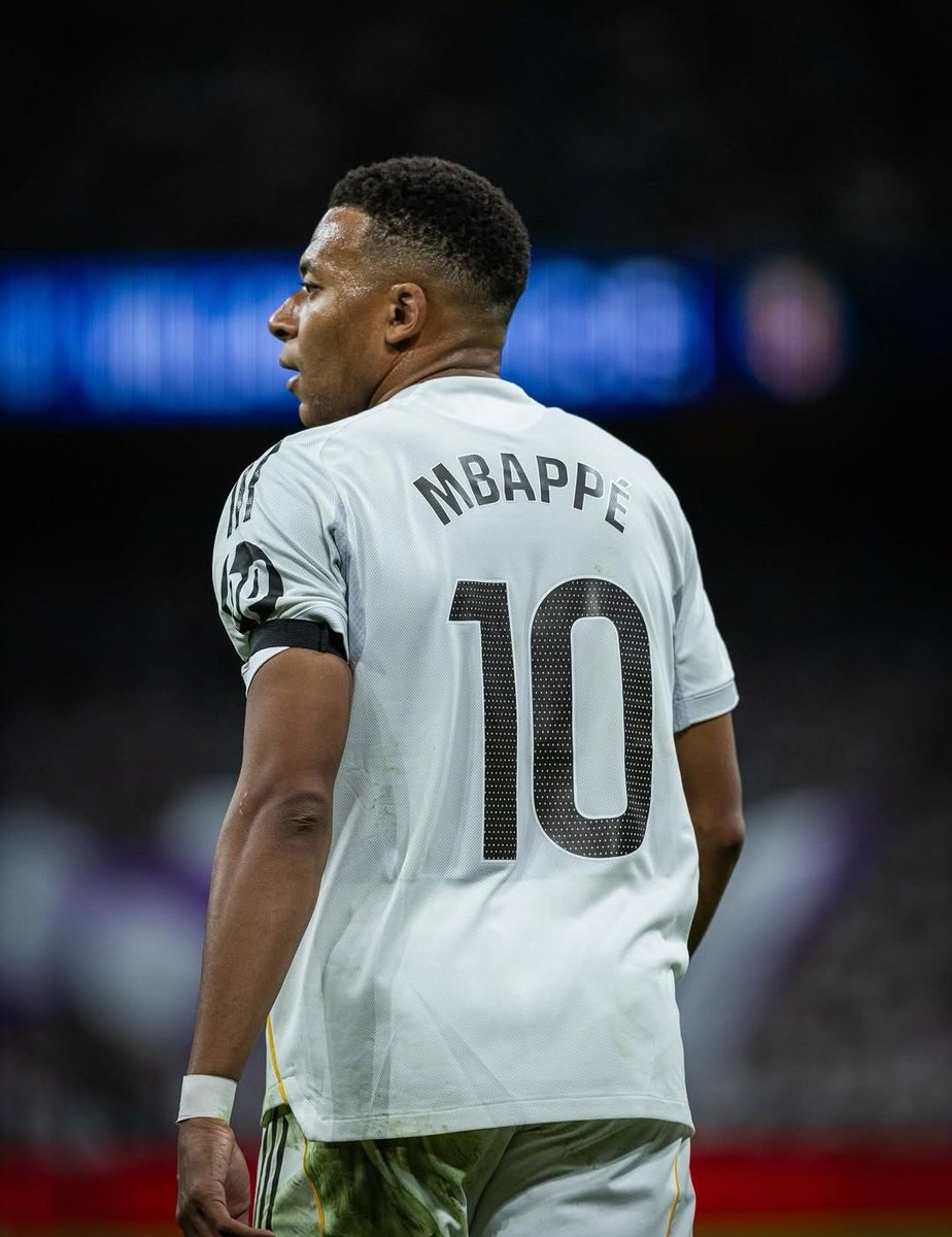 Insider Real tweet media