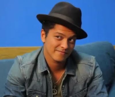 meg 🌹 tweet media