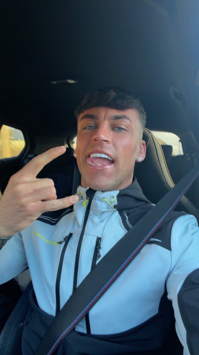 scottish lad tweet media